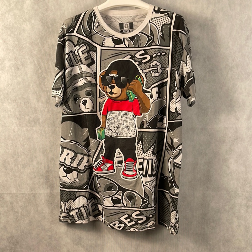 Bailey Apparel Hustle Bear Tee Size 2XL